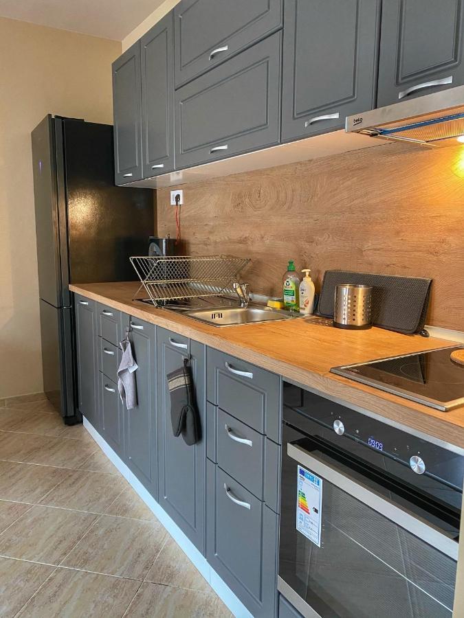 Stylish Urban Apart New 2021 Close To The Beach فارنا المظهر الخارجي الصورة